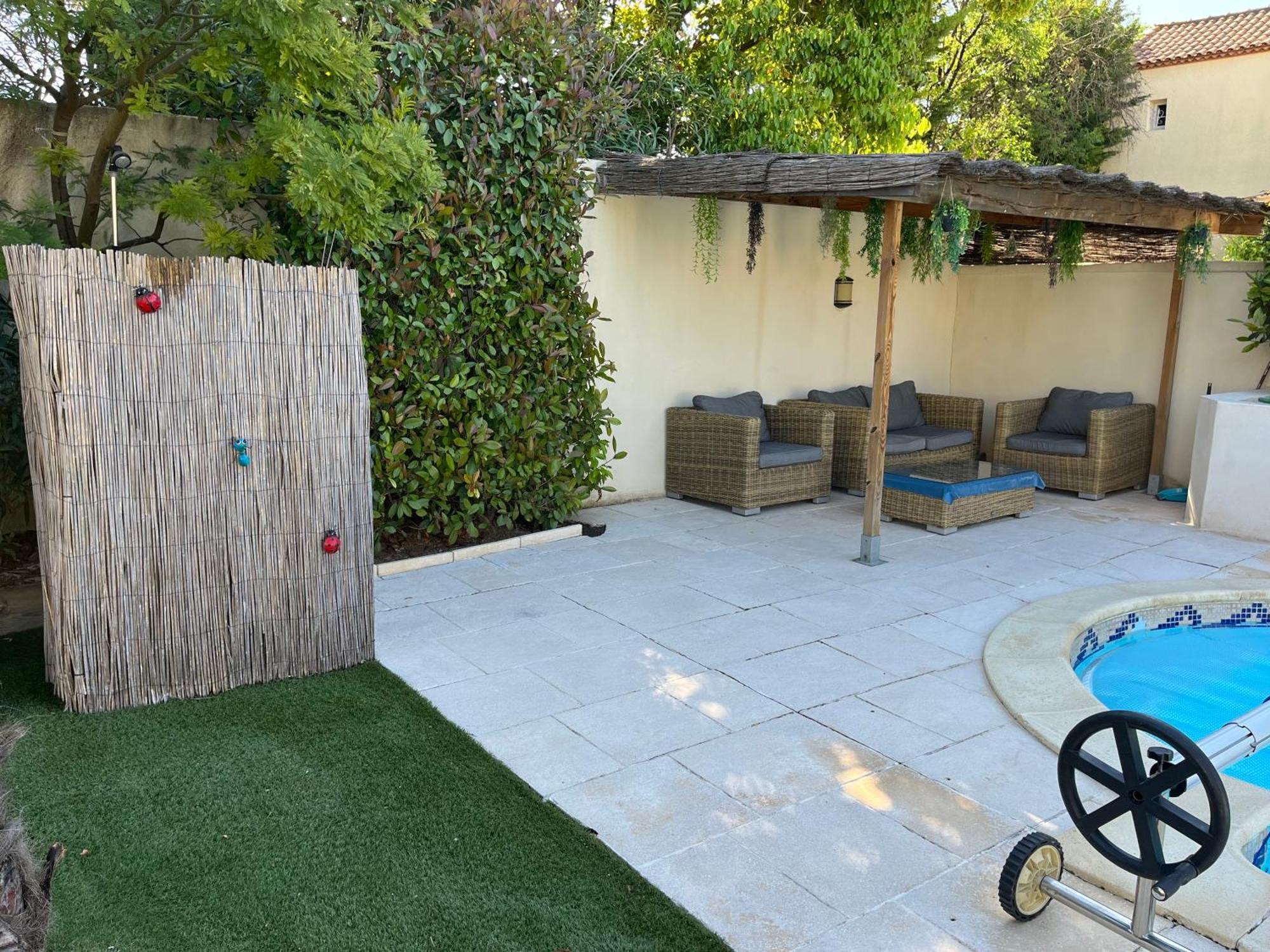 Villa Avec Piscine แกลลาเกอ-เลอ-มองต์เทอร์ ภายนอก รูปภาพ